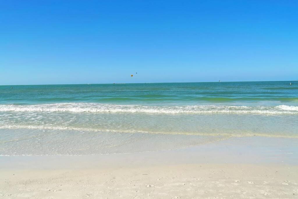 Pet-Friendly, King Bed, Close To Siesta Beach, Restaurants, Shopping Villa Sarasota Buitenkant foto